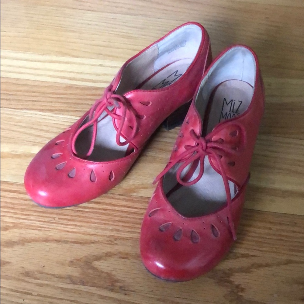 Miz Mooz Red Vintage inspired heels 7.5